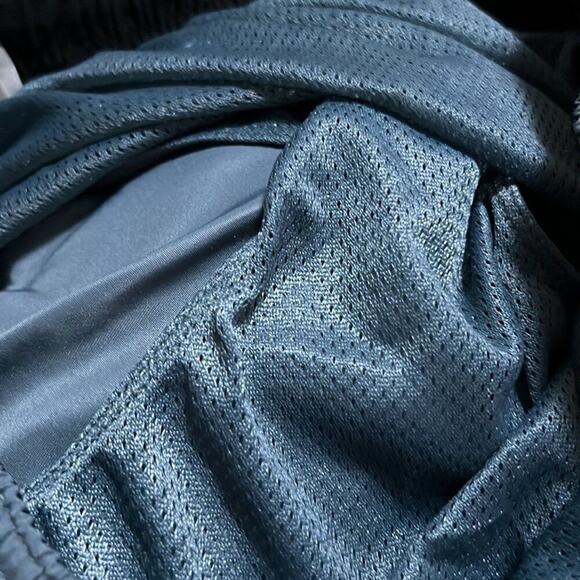 NIKE DRI FiT RUNNING SHORTS SIZE L‎ - Picture 5 of 5